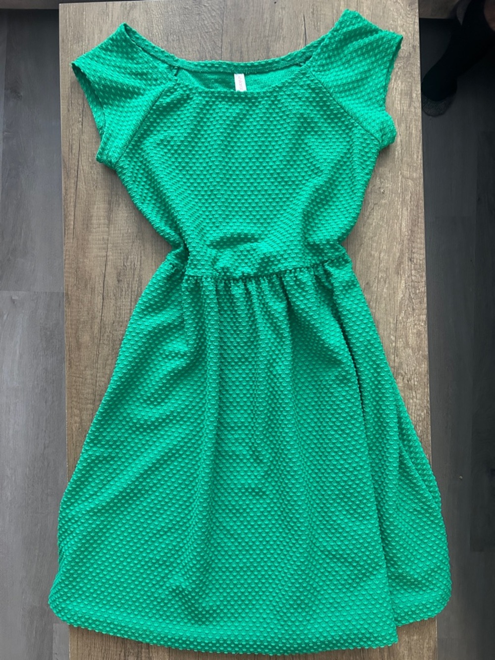 Short Sleeve Fit & Flare Skater Dress Size Small